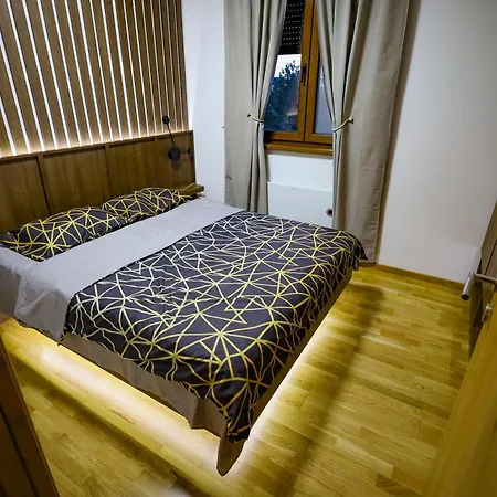 Lägenhet Breza 35 Lux & *